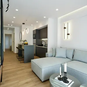  דירה Luxury Downtown C2